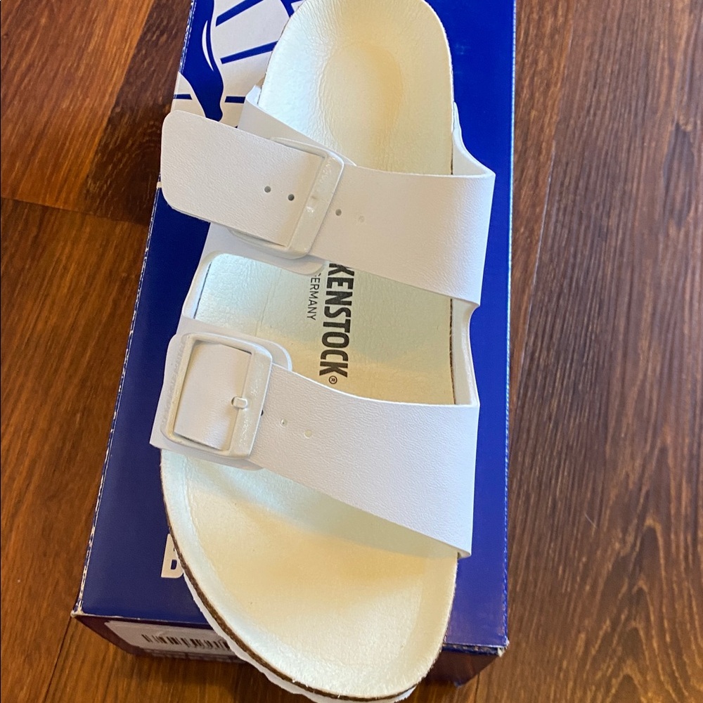 NWT Birkenstock Sandals with WHITE Size:40 - Picture 5 of 6
